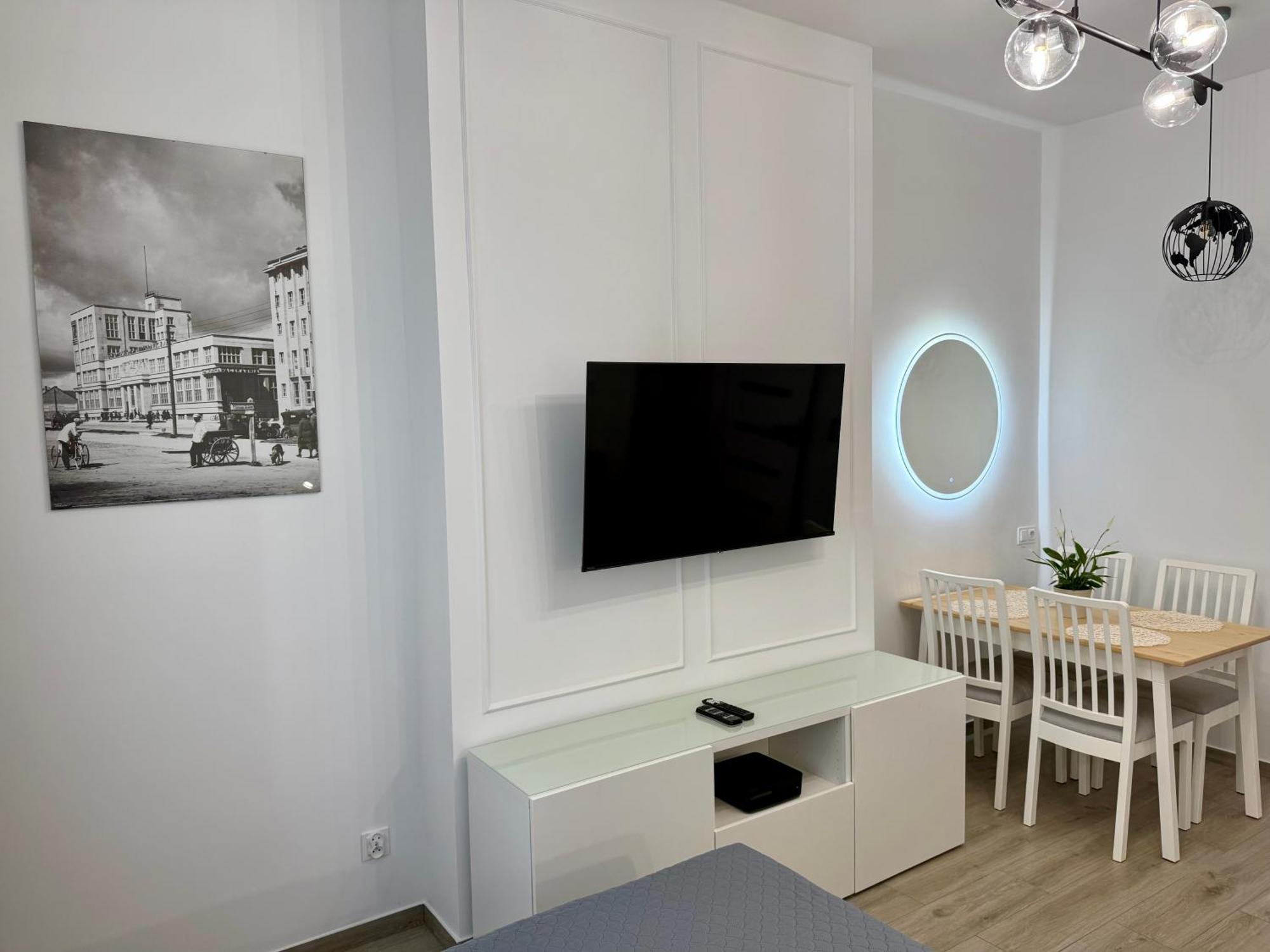 City & Sea - Apartamenty I Mieszkania غدينيا المظهر الخارجي الصورة