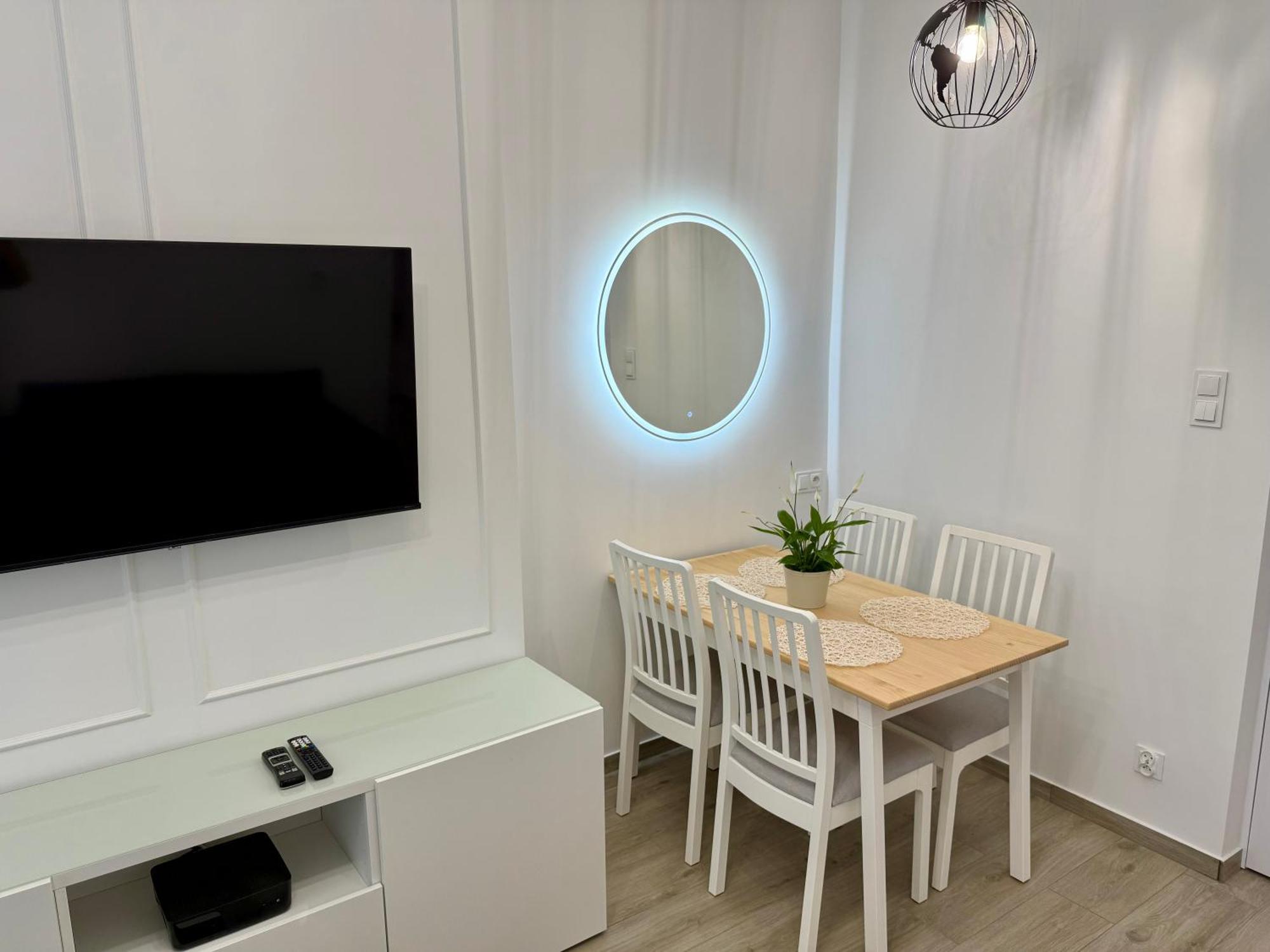 City & Sea - Apartamenty I Mieszkania غدينيا المظهر الخارجي الصورة