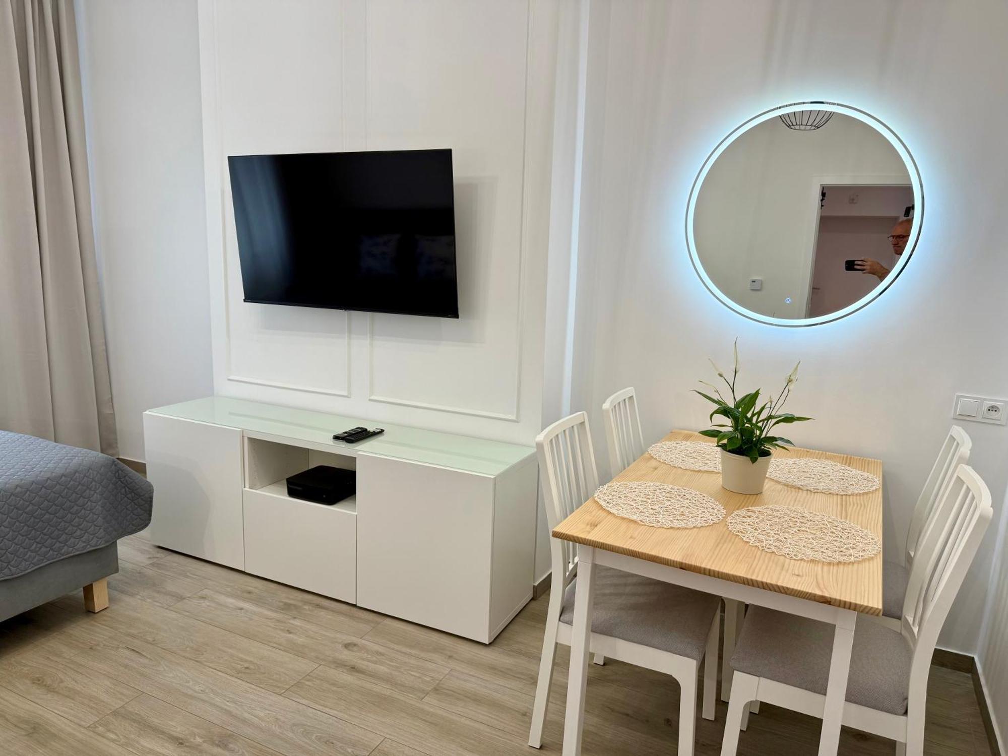 City & Sea - Apartamenty I Mieszkania غدينيا المظهر الخارجي الصورة