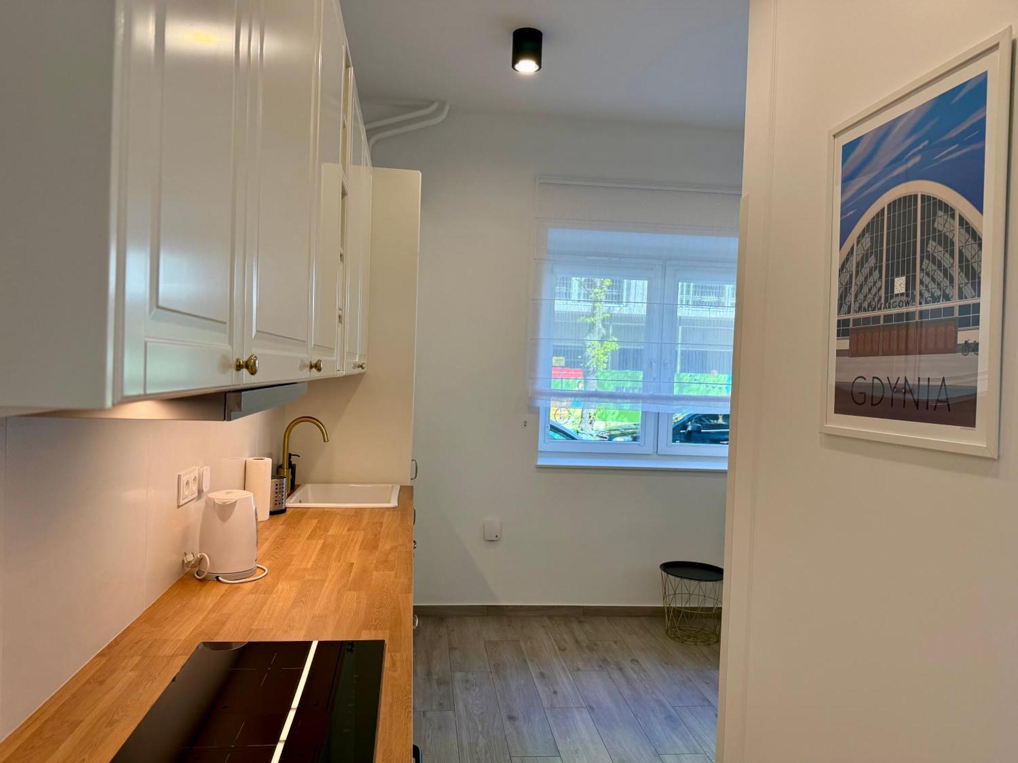 City & Sea - Apartamenty I Mieszkania غدينيا المظهر الخارجي الصورة